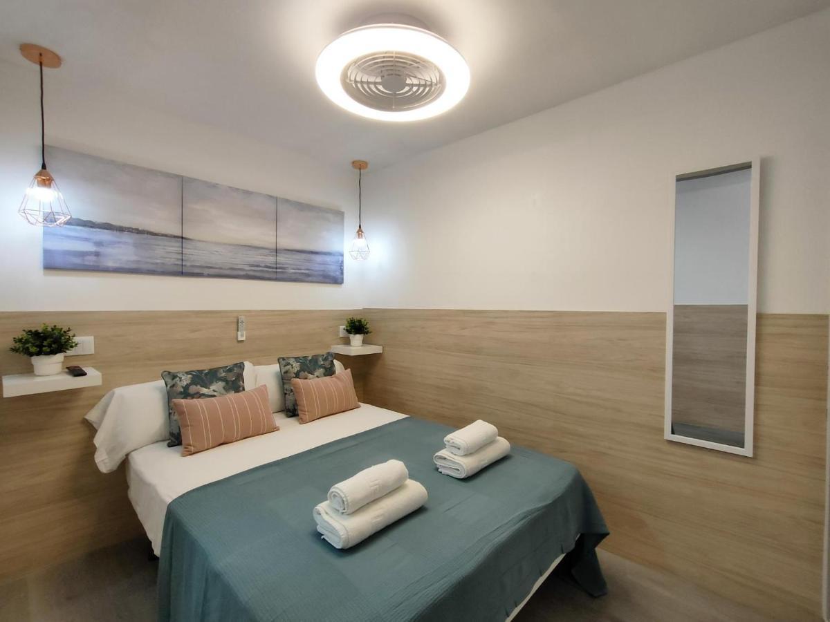 Light Blue Holiday Home Playa del Inglés Exteriör bild
